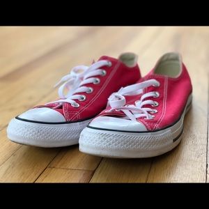 Pink converse, like new